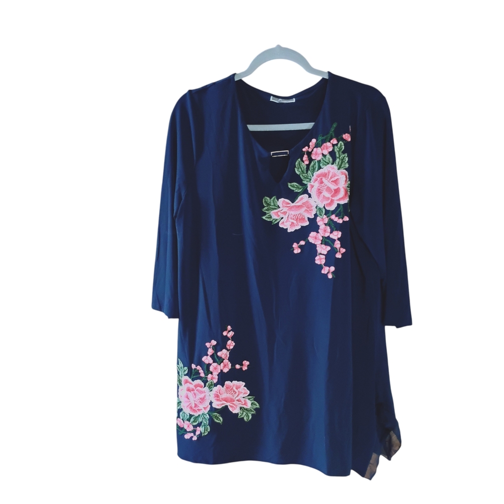 JM Collection Navy Blue and Pink Floral Embroidery V-Neck Tunic Top Sz L